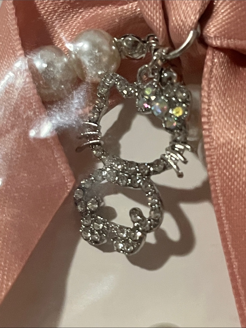 Hello kitty bracelet,Pearl,Rhinestone - Picture 2 of 4